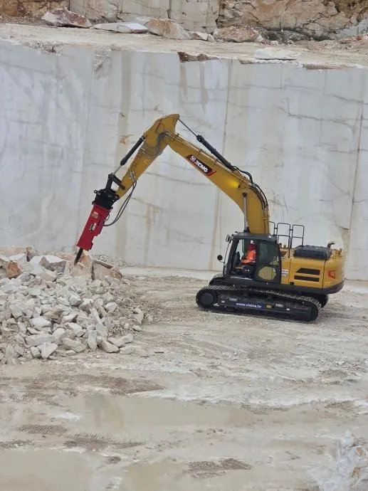 novi bager gusjeničar xcmg 32 t - slika 4