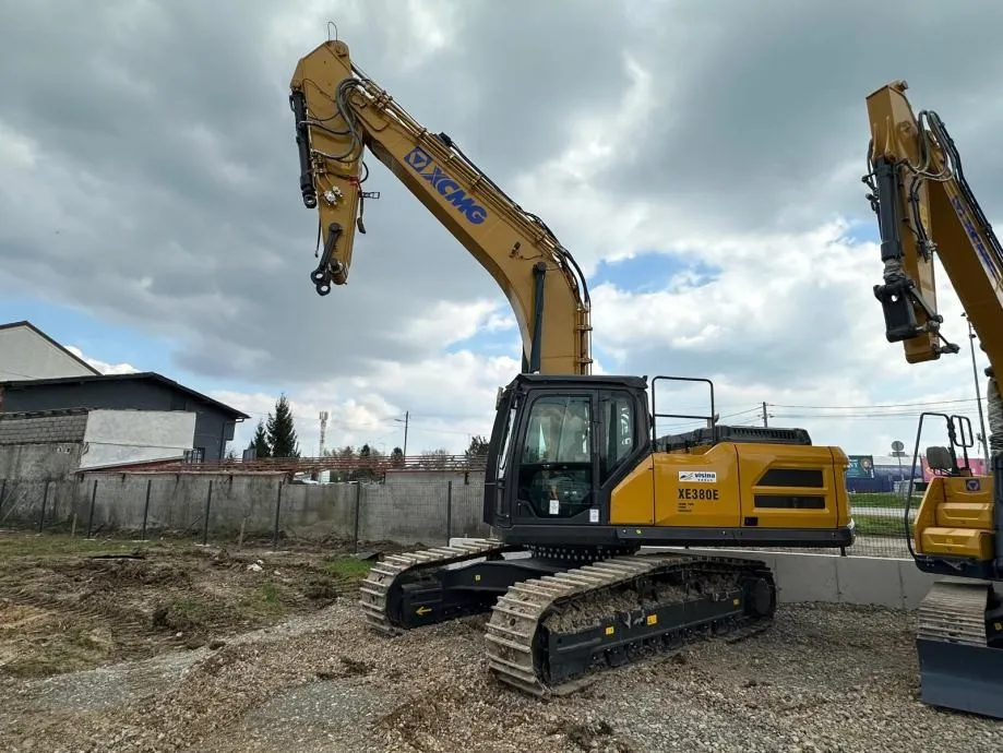 novi bager gusjeničar xcmg 40 t - slika 5