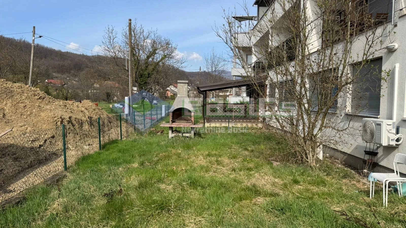 miroševec - trosobni stan s vrtom i dva parkirna mjesta - slika 11