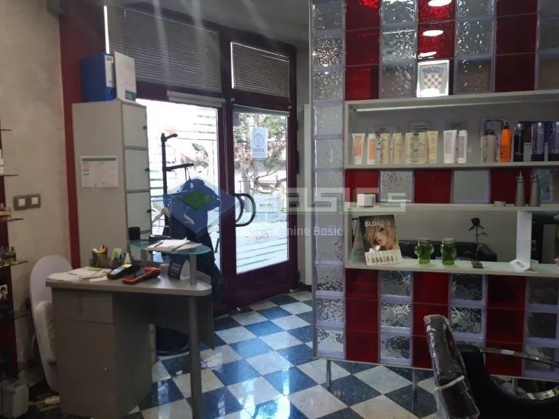 avenija dubrava-dvorišni lokal, opremljen za frizerski salon, 30 m2 - slika 3