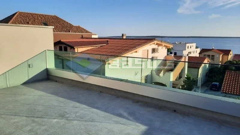mandre-četverosoban stan 134,59 m2 u potkrovlju + garaža - slika 16