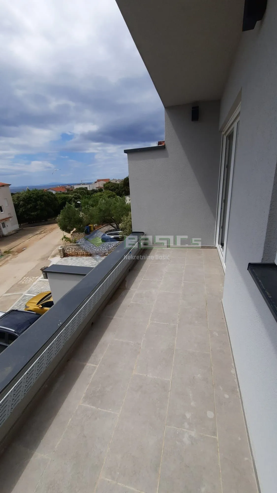 otok pag - mandre, 3soban apartman + vrt + garaža, 99,51 m2 - slika 12