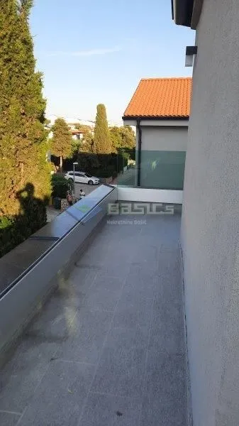 mandre-četverosoban stan 134,59 m2 u potkrovlju + garaža - slika 18