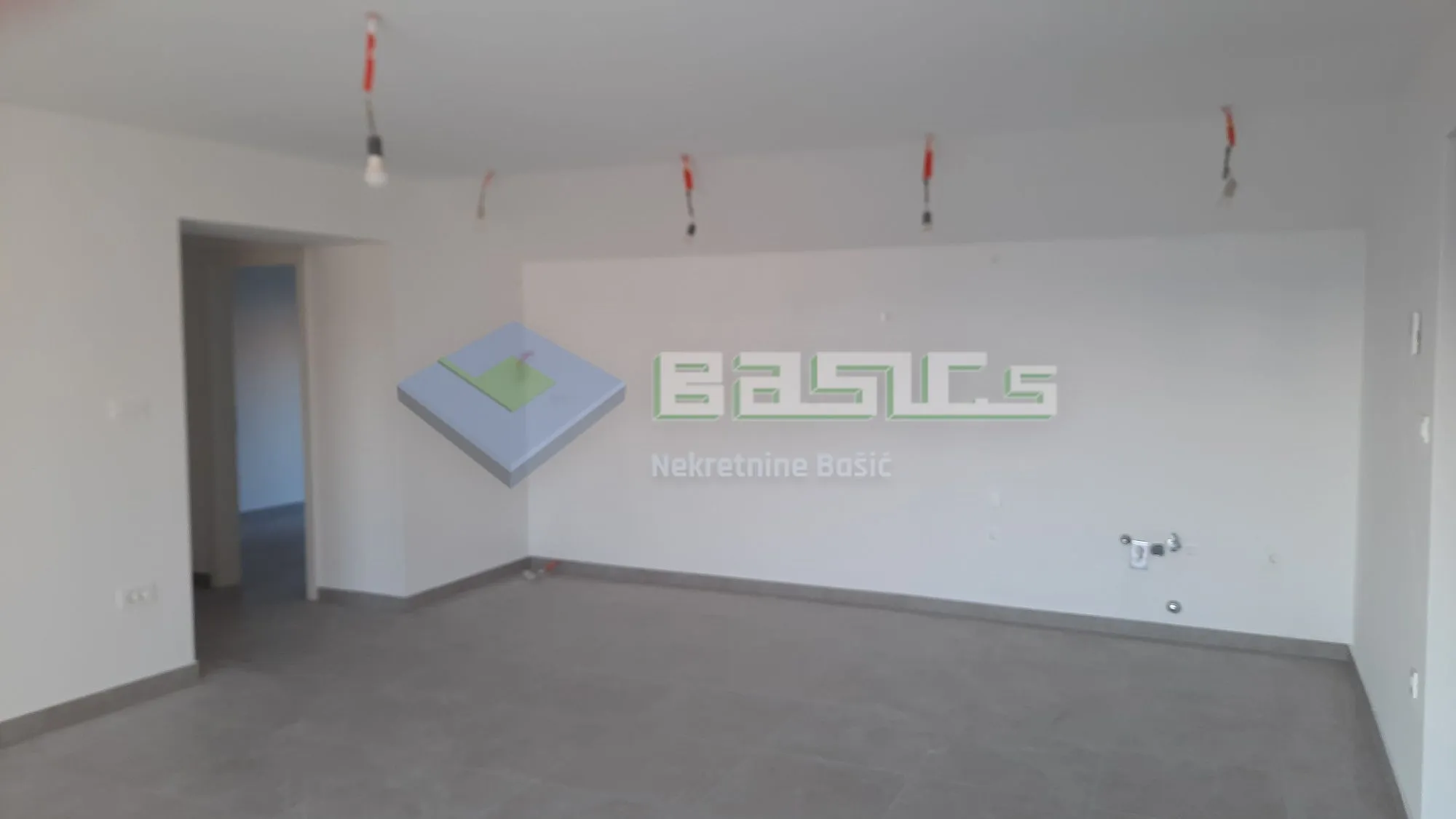 mandre-četverosoban stan 134,59 m2 u potkrovlju + garaža - slika 2