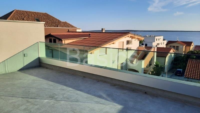 mandre-četverosoban stan 134,59 m2 u potkrovlju + garaža - slika 16