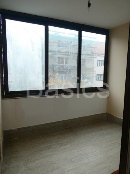 petrova -4soban, 130 m2, 1.kat, p.m. - slika 6