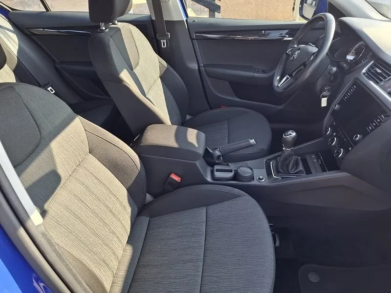 škoda octavia 1,0 tsi*115ks*klima*tempomat*park.pilot* - slika 16