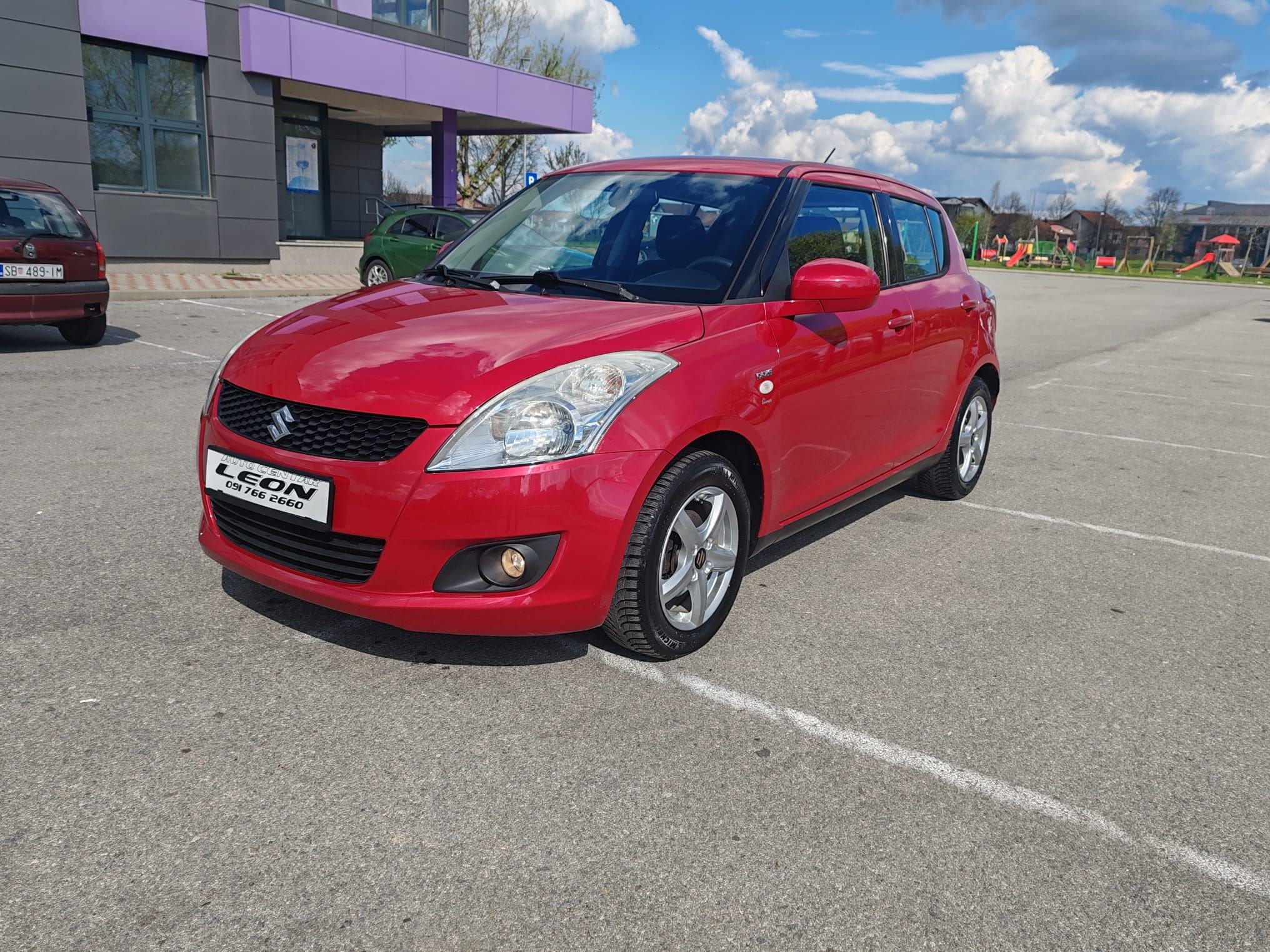 Suzuki Swift 1.3 DDIS , 150000KM , 2011 G. - Slavonski Brod