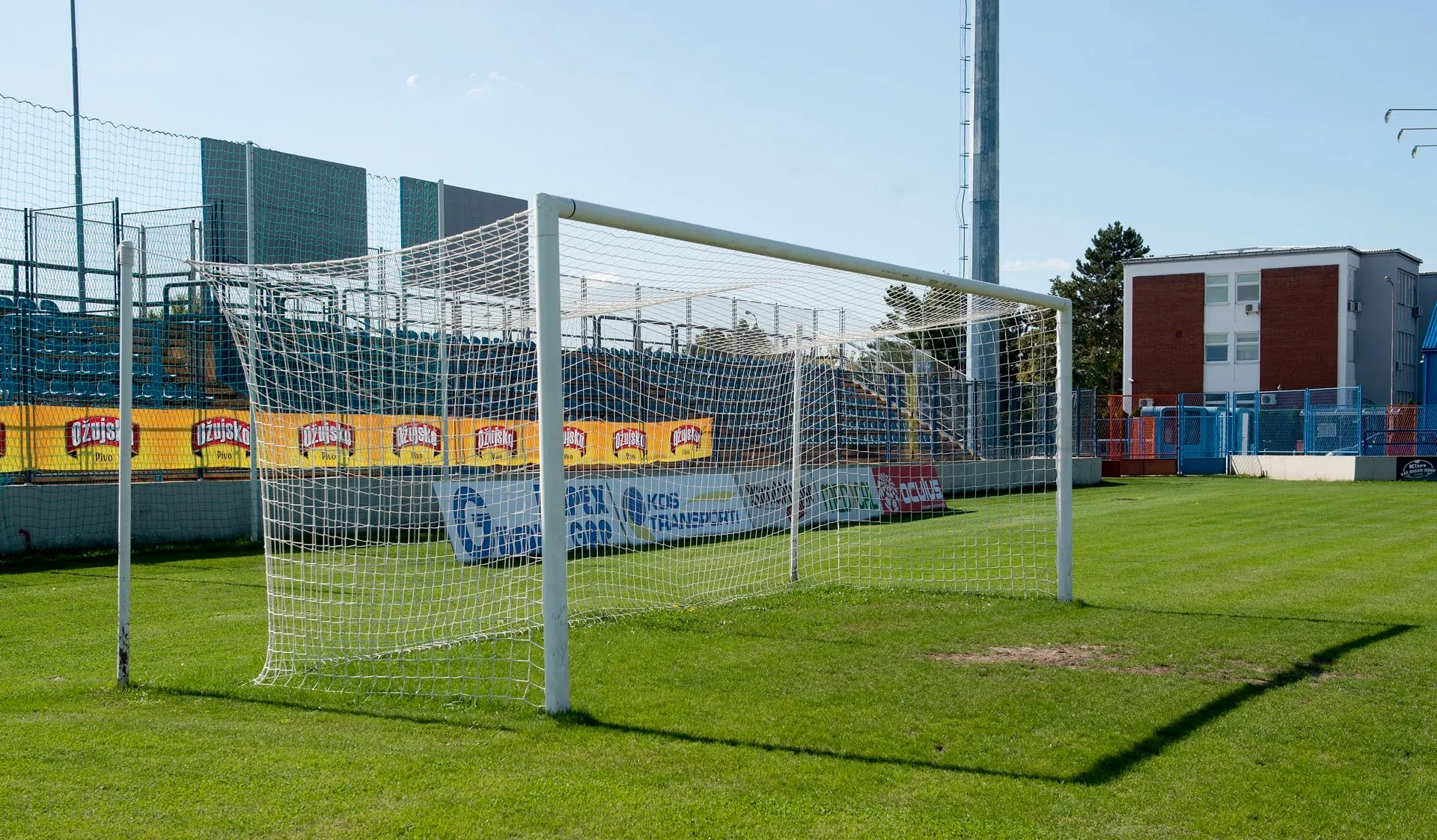 alu golovi 732x244 cm -stabilni - slika 2