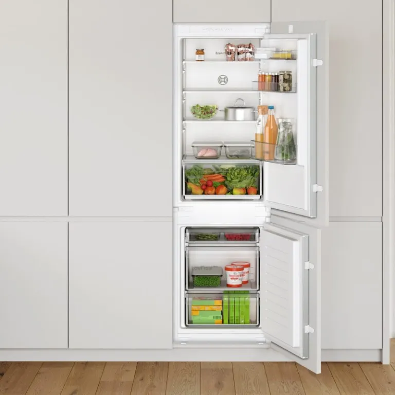 bosch serija 2 kiv86nse0 multi box xxl: ekstra velika ladica za voće i - slika 2