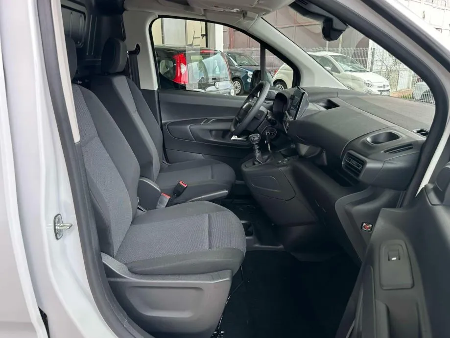 fiat doblo cargo 1.5 multijet (100 ks) furgon l2 - dostupno odmah - slika 15