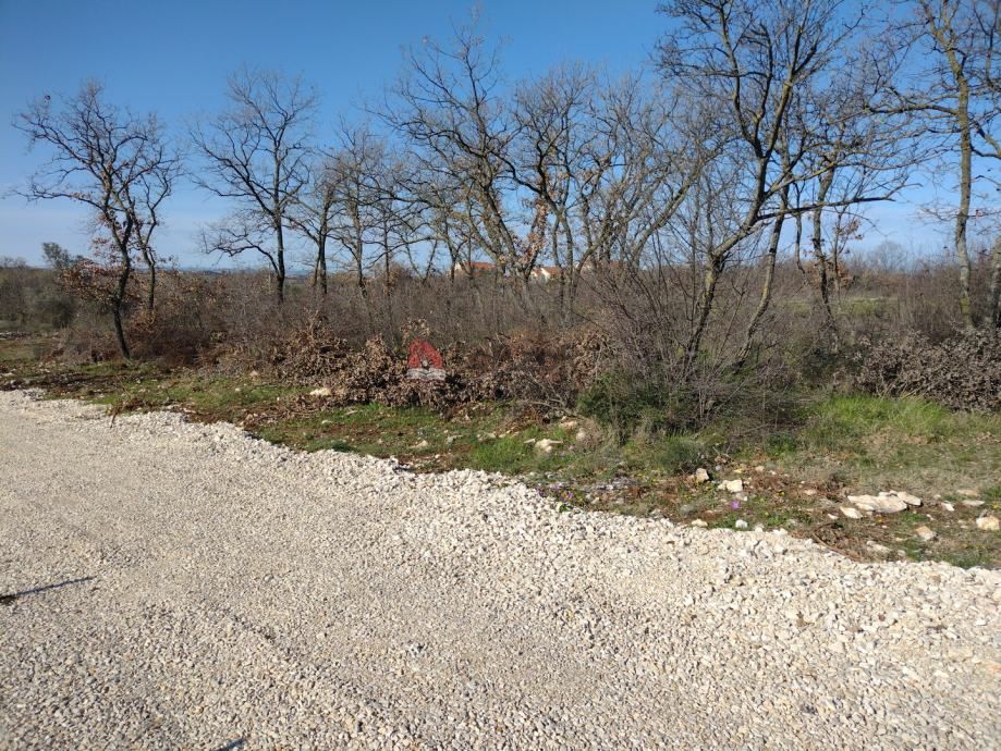 Islam Latinski-RUPALJ, građevinsko zemljište 1000m2 - Rupalj, Poličnik