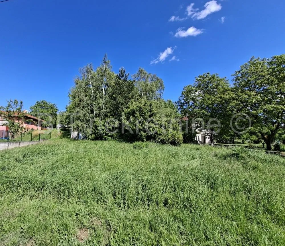 zemljište prodaja vinica 1630 m2 - slika 2