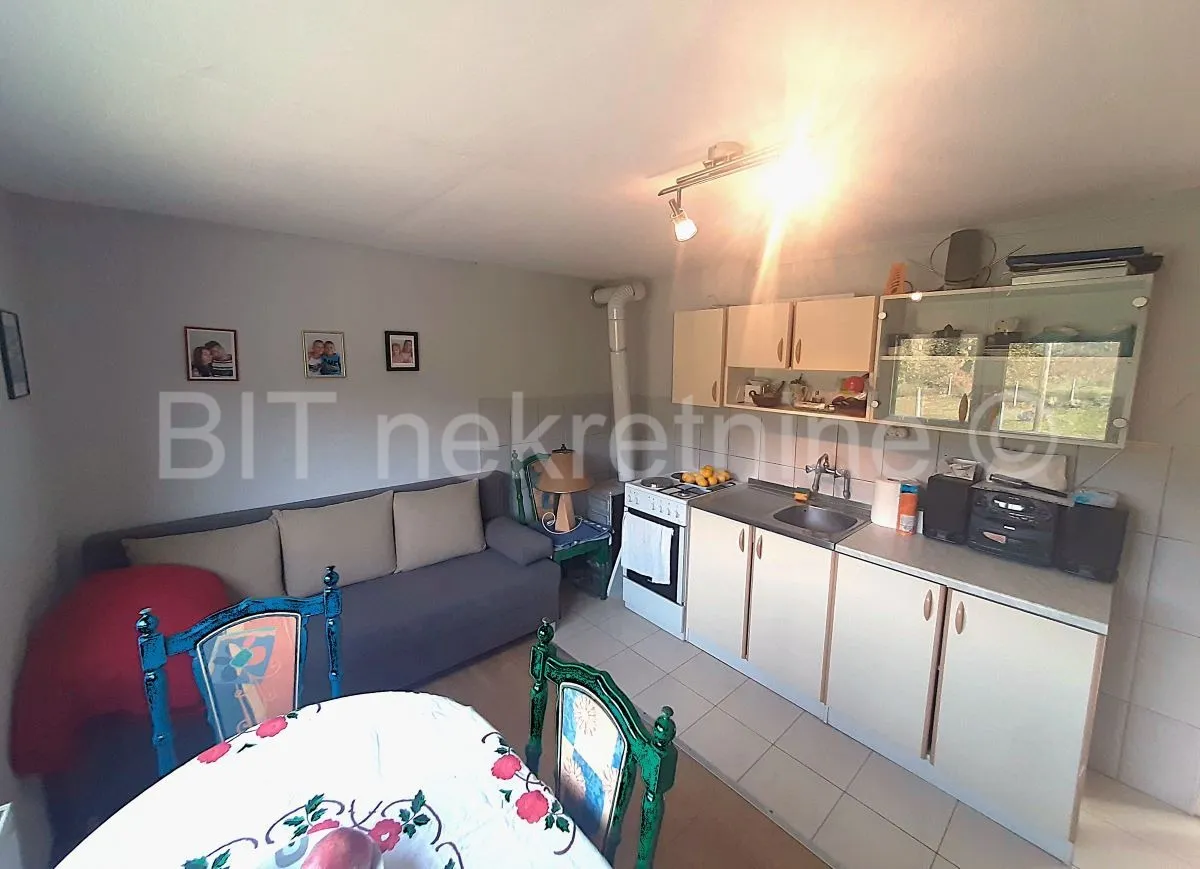 kuća prodaja sedlarica 110 m2 - slika 5