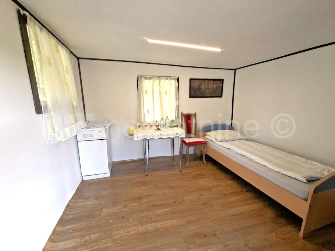 kuća prodaja vinica 24 m2 - slika 3