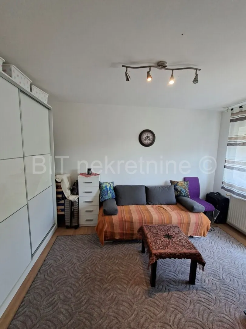 koprivnica – namješten stan 33 m², 1. kat, balkon - slika 3