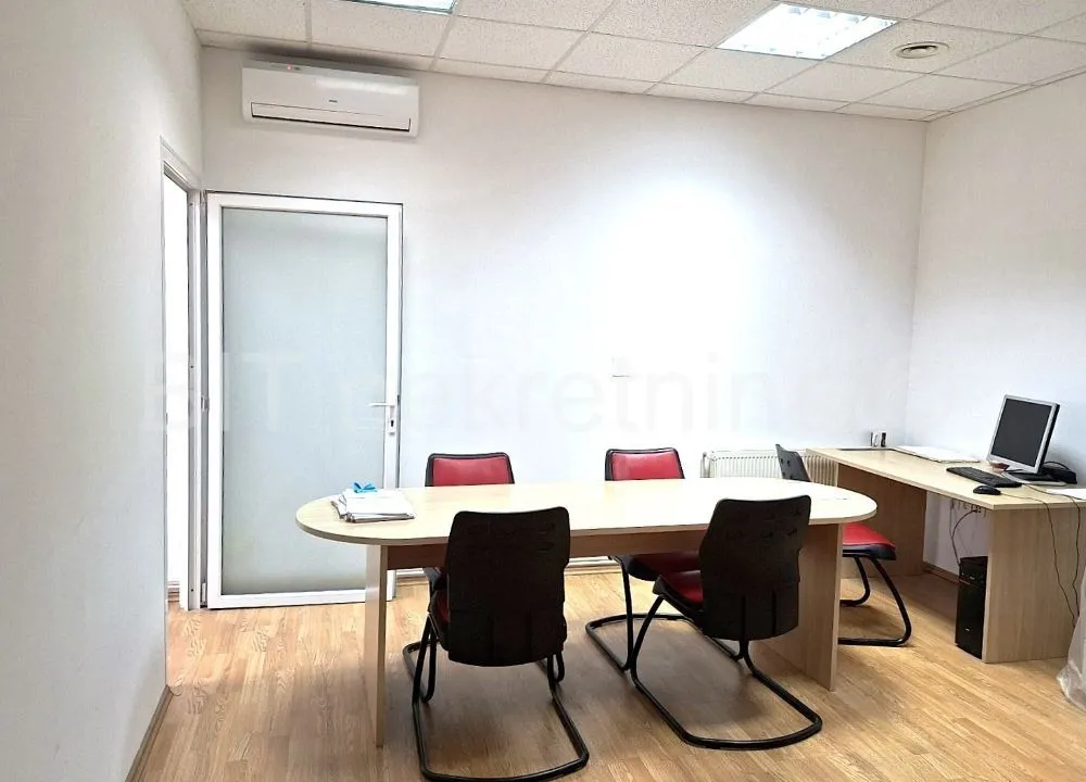 poslovni prostor najam/zakup centar 800 m2 - slika 4