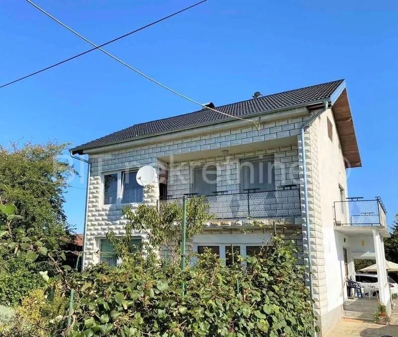 kuća prodaja novigrad podravski 230 m2 - slika 2