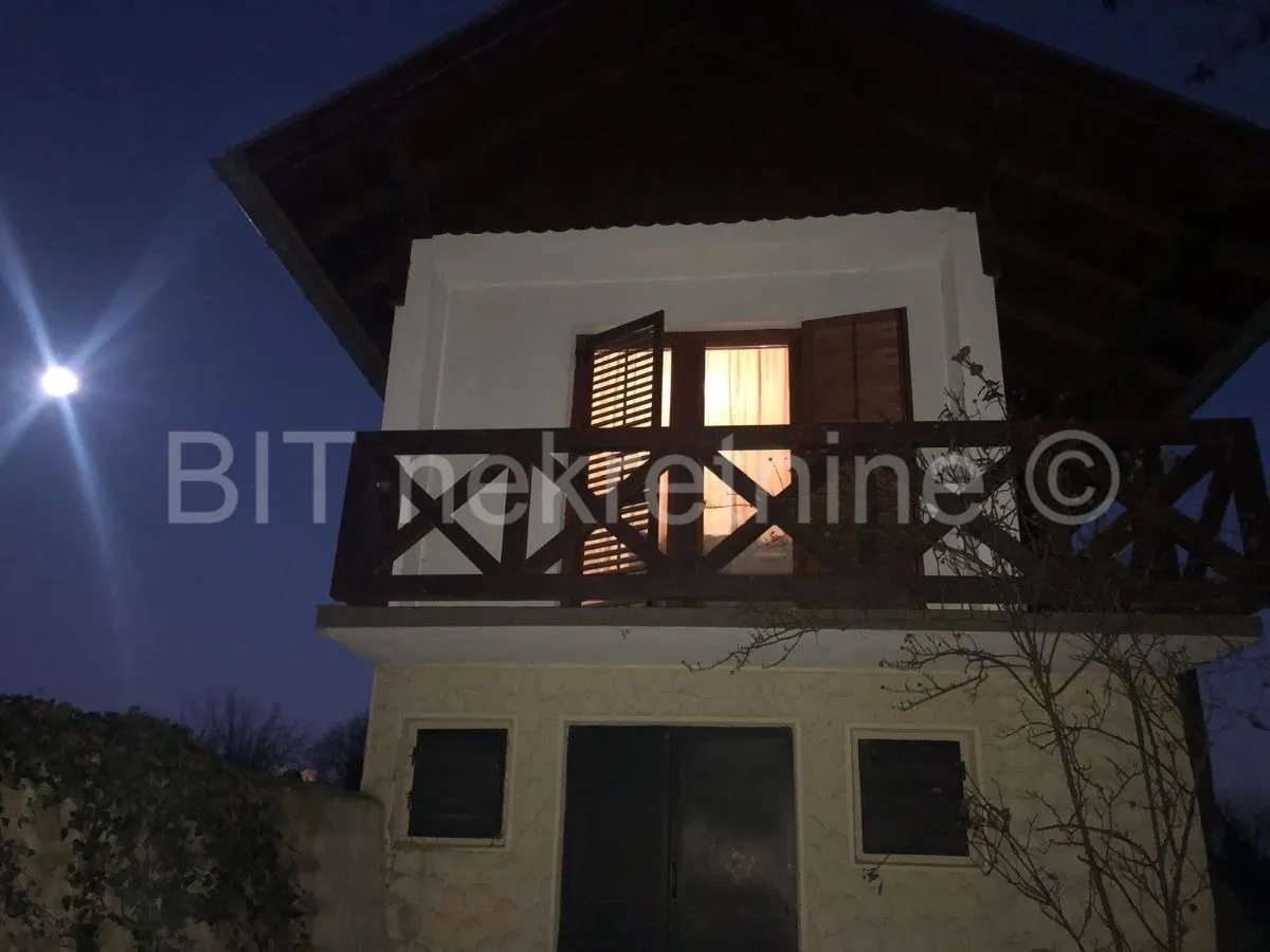 vikendica 60 m² + 2.250 m² okućnice | vinski podrum | 33.000 € - slika 21