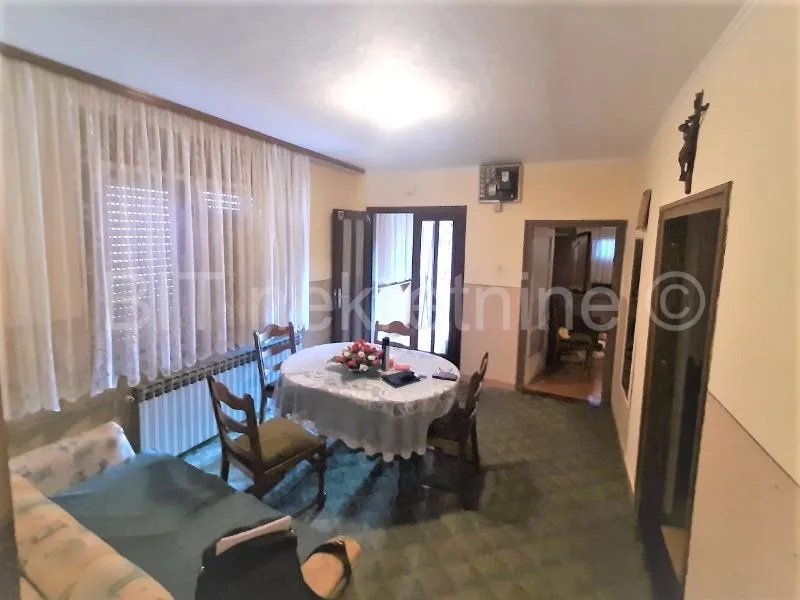 kuća prodaja hlebine 170 m2 - slika 16