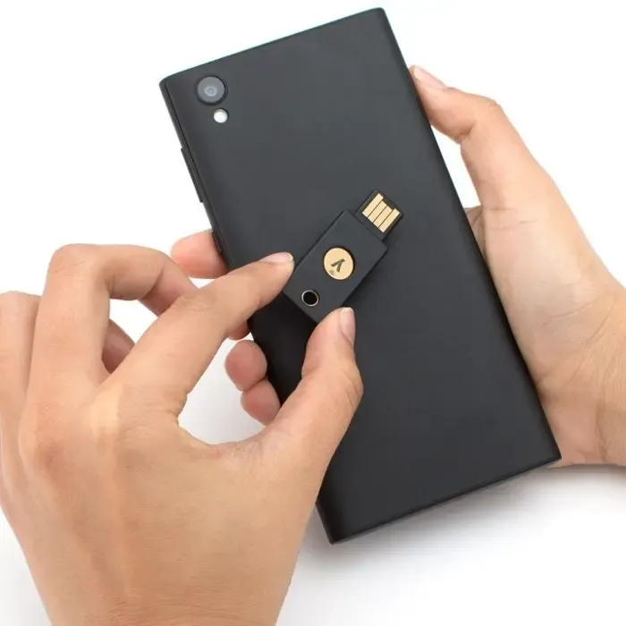 yubico yubikey 5 nfc - sikkerhedsnogle - slika 3