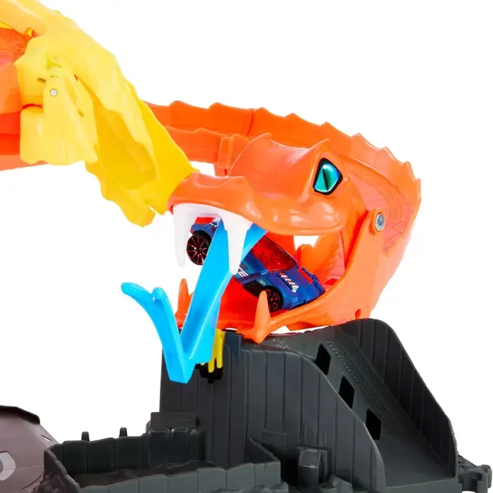 hot wheels city cool pizza - attack of the cobra htn81 mattel - slika 2
