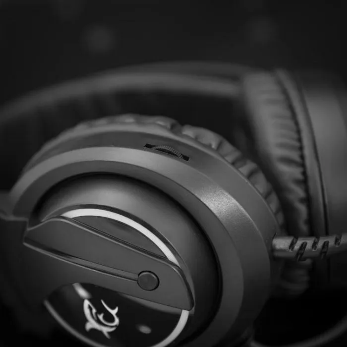 white shark gaming slušalice wolf crne - slika 2