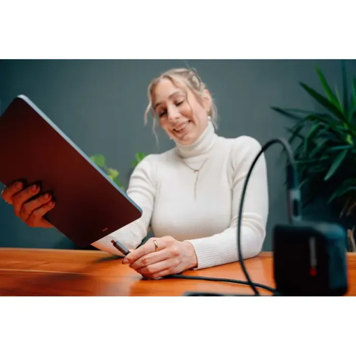 verbatim sync & charge kabel usb-c na usb-c 240w 40 gbps zaslon 120 cm - slika 4