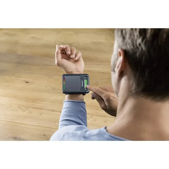 beurer bc 87 wrist blood pressure monitor (black, bluetooth) - slika 3