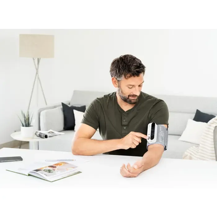 beurer bm 59 upper arm blood pressure monitor (white/black, bluetooth) - slika 5