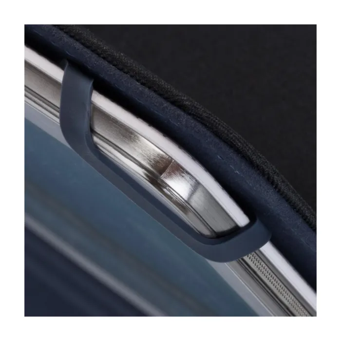 rivacase black tablet case 9.7 "-10.5" 3317 black - slika 4