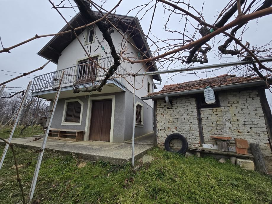 zlatar - klet s dva gospodarska objekta - slika 6