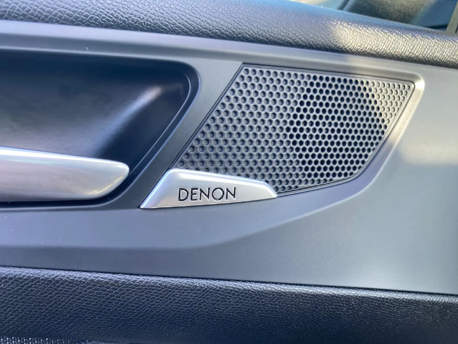 peugeot 308 1,5 bluehdi ,do 2 godine jamstva,u sustavu pdv-a. - slika 16