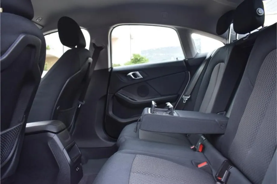 bmw 218d 2.0 gran coupe automatik -kamera,dab,full led -lounge - slika 14
