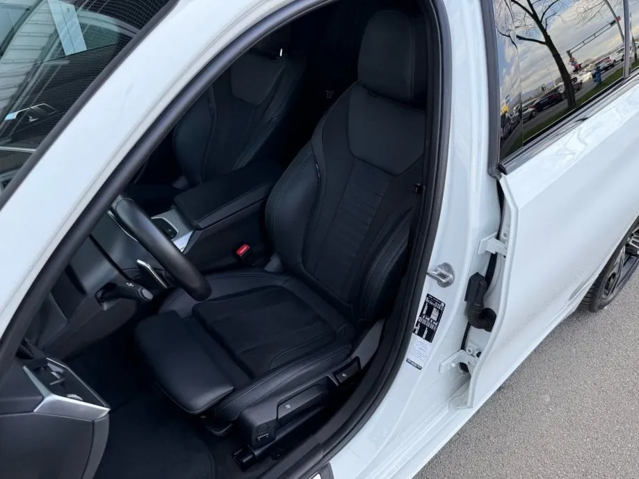 bmw 318d automatik m paket °virtual°kamera°head-up°leasing - slika 22
