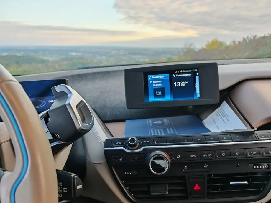 bmw i3 i3s automatik - slika 16