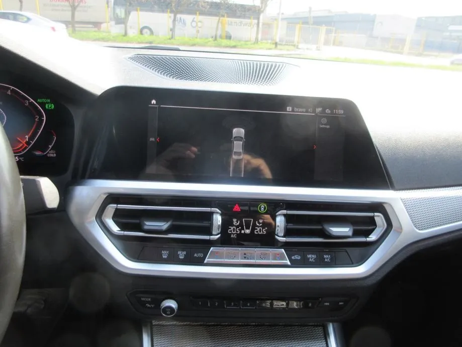 bmw serija 3 318d,automatik,m-paket,led,virtual,navi,toop stanje,. - slika 12