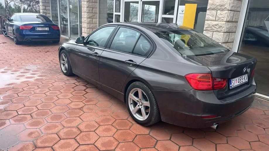 bmw serija 3 320d - slika 9