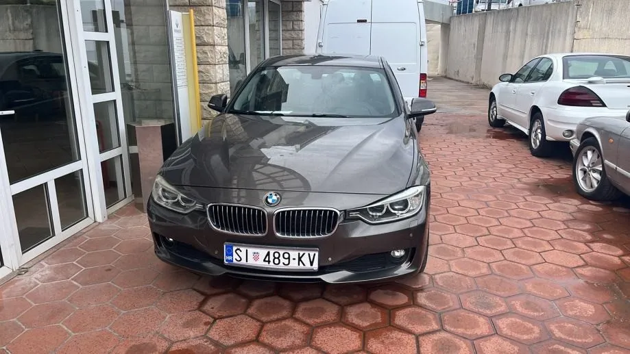 bmw serija 3 320d - slika 10