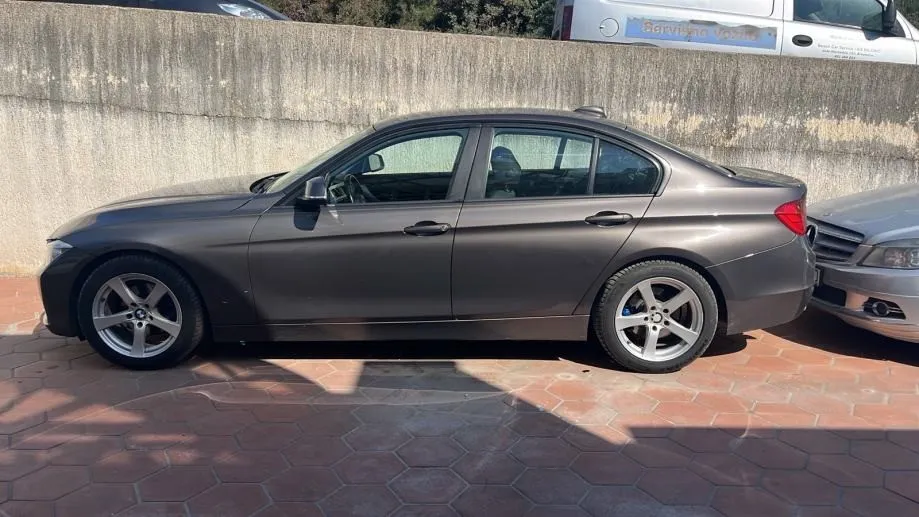 bmw serija 3 320d - slika 12