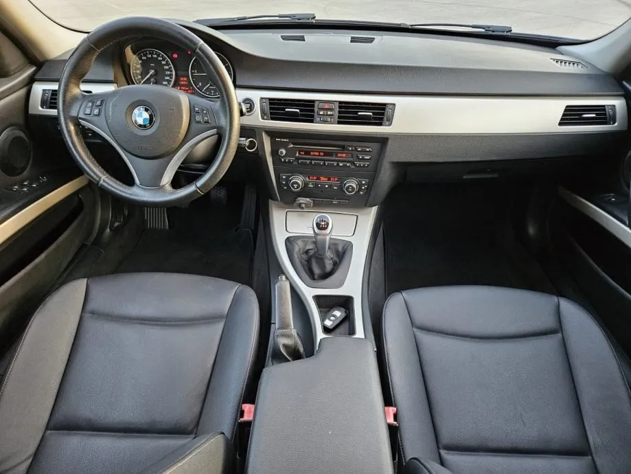 bmw serija 3 touring 316d 188 000 km - slika 14