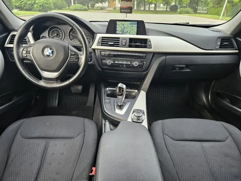 bmw serija 3 touring 316d automatik - slika 17
