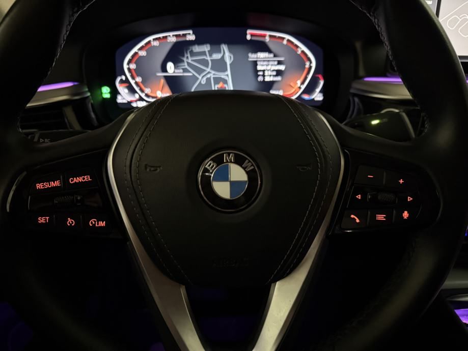 bmw serija 5 520d u sustavu pdv, kamera 360 - slika 13