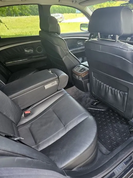 bmw serija 7 745i automatik - slika 13
