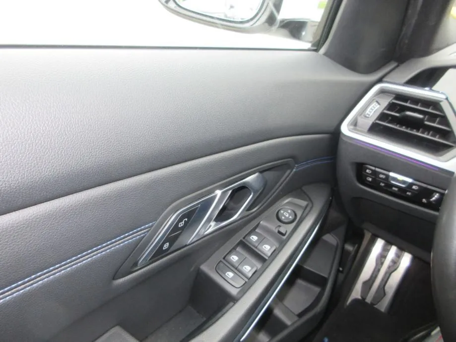 bmw serija 320d,190ks,m-paket,automatik,hr.auto,u sus.pdv-a,toop,. - slika 19