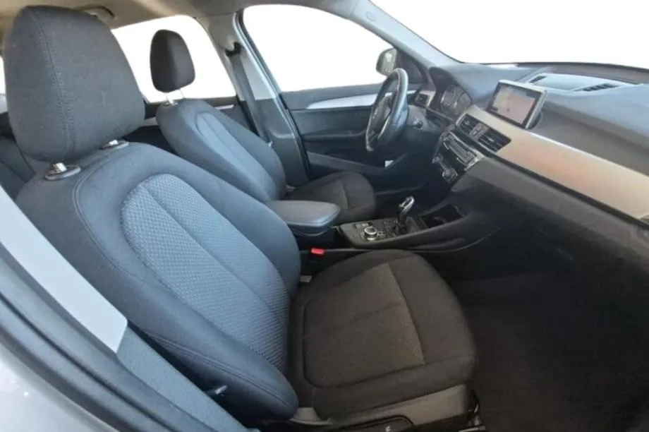 bmw x1 sdrive 18d 2.0 automatik,design-facelift - slika 5