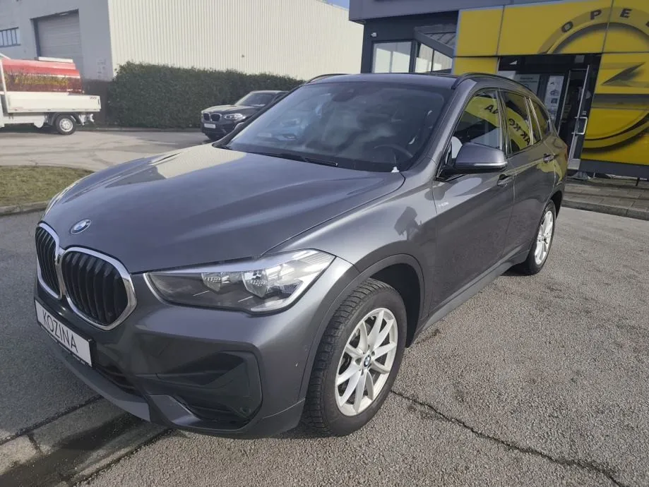 bmw x1 sdrive advantage; navi/panoramski krov - slika 4