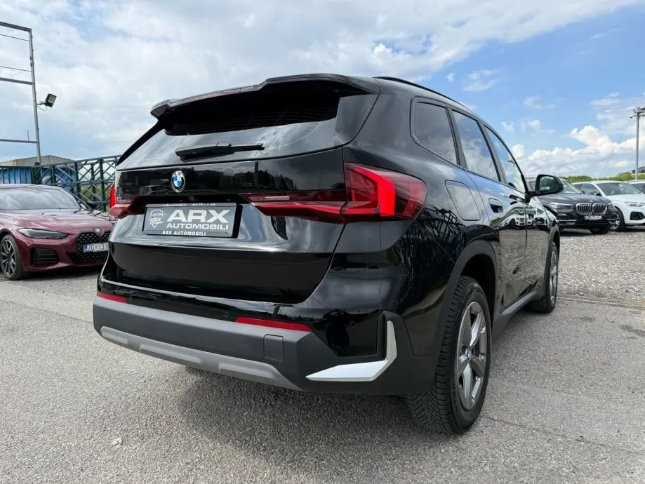 bmw x1 sdrive18d automatik °velika navi°kamera°leasing bez učešća° - slika 6