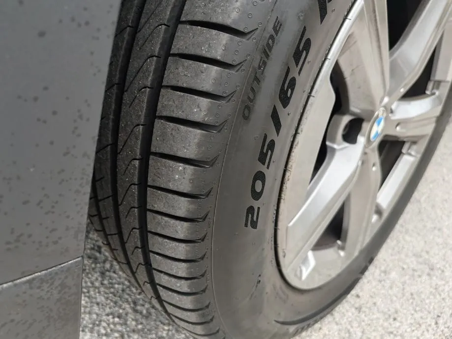 bmw x1 sdrive18d - slika 12