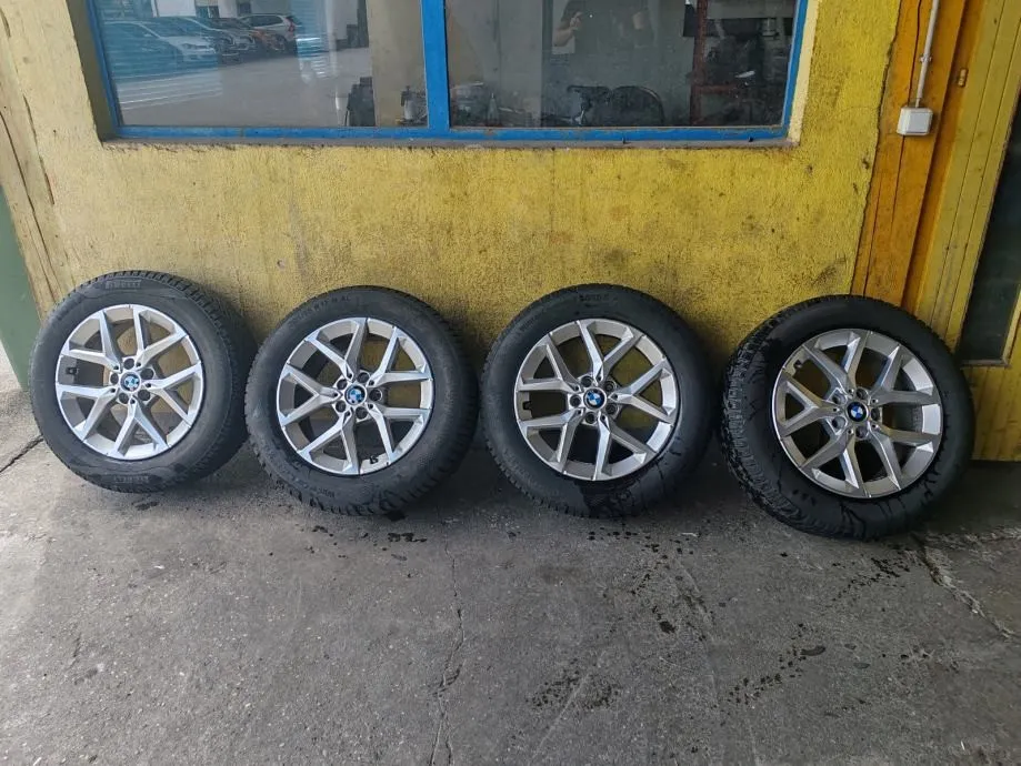 bmw x1 sdrive18d - slika 14
